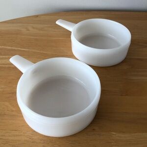 Vintage White Ovenware J 2639 14 oz Soup Chili Bowl Lot of 2